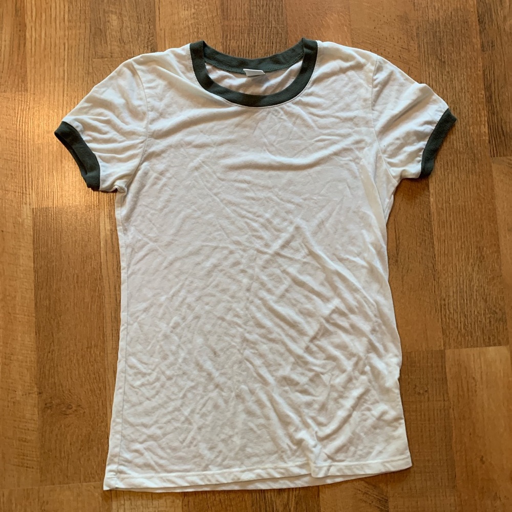 T-shirts bundle - Picture 2 of 4